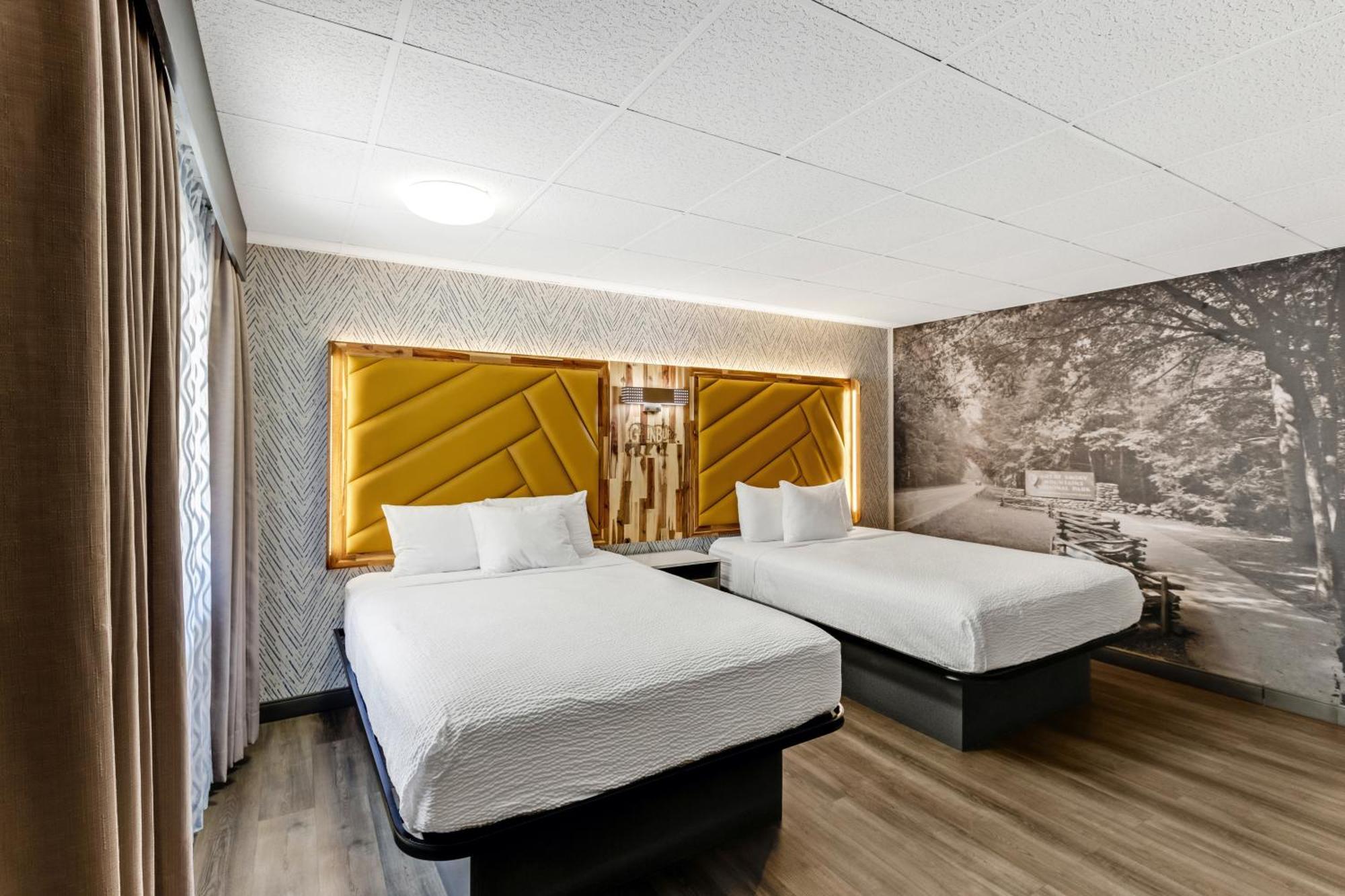The Wander Hotel Гетлинбург Екстериор снимка