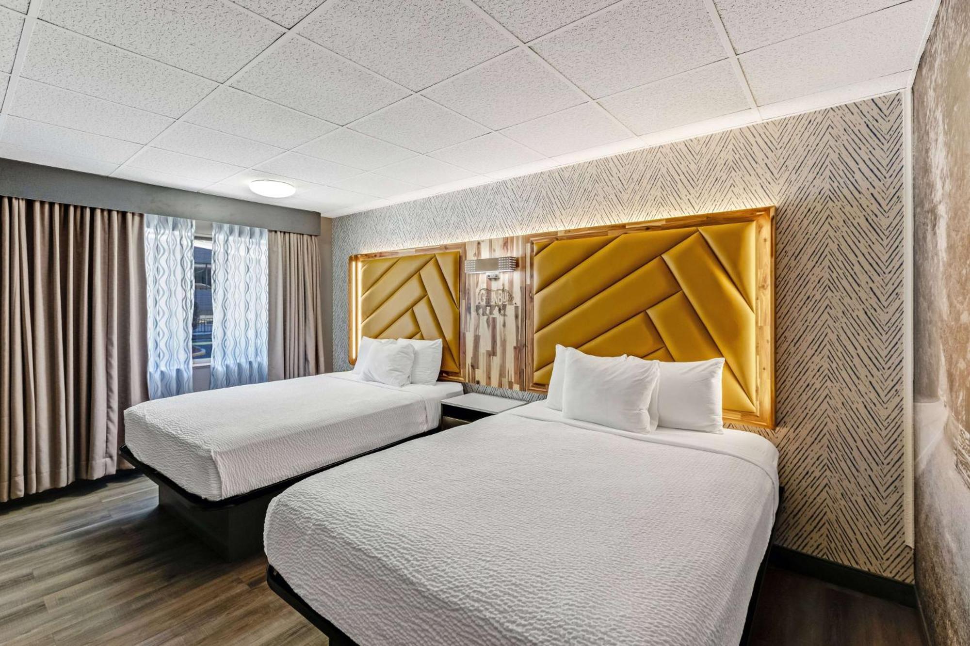 The Wander Hotel Гетлинбург Екстериор снимка