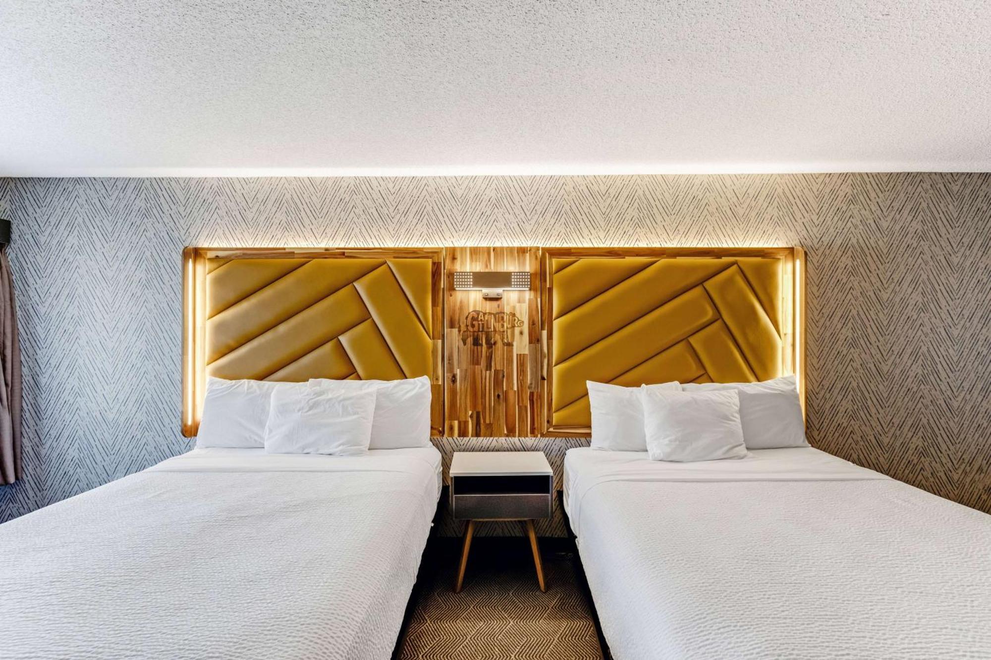 The Wander Hotel Гетлинбург Екстериор снимка