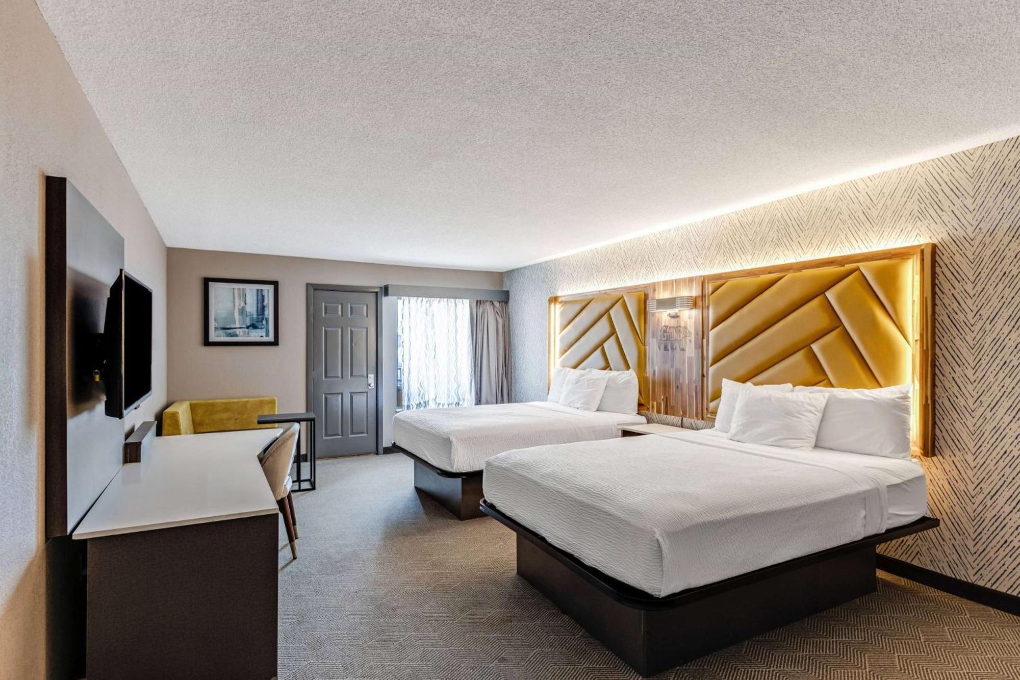 The Wander Hotel Гетлинбург Екстериор снимка