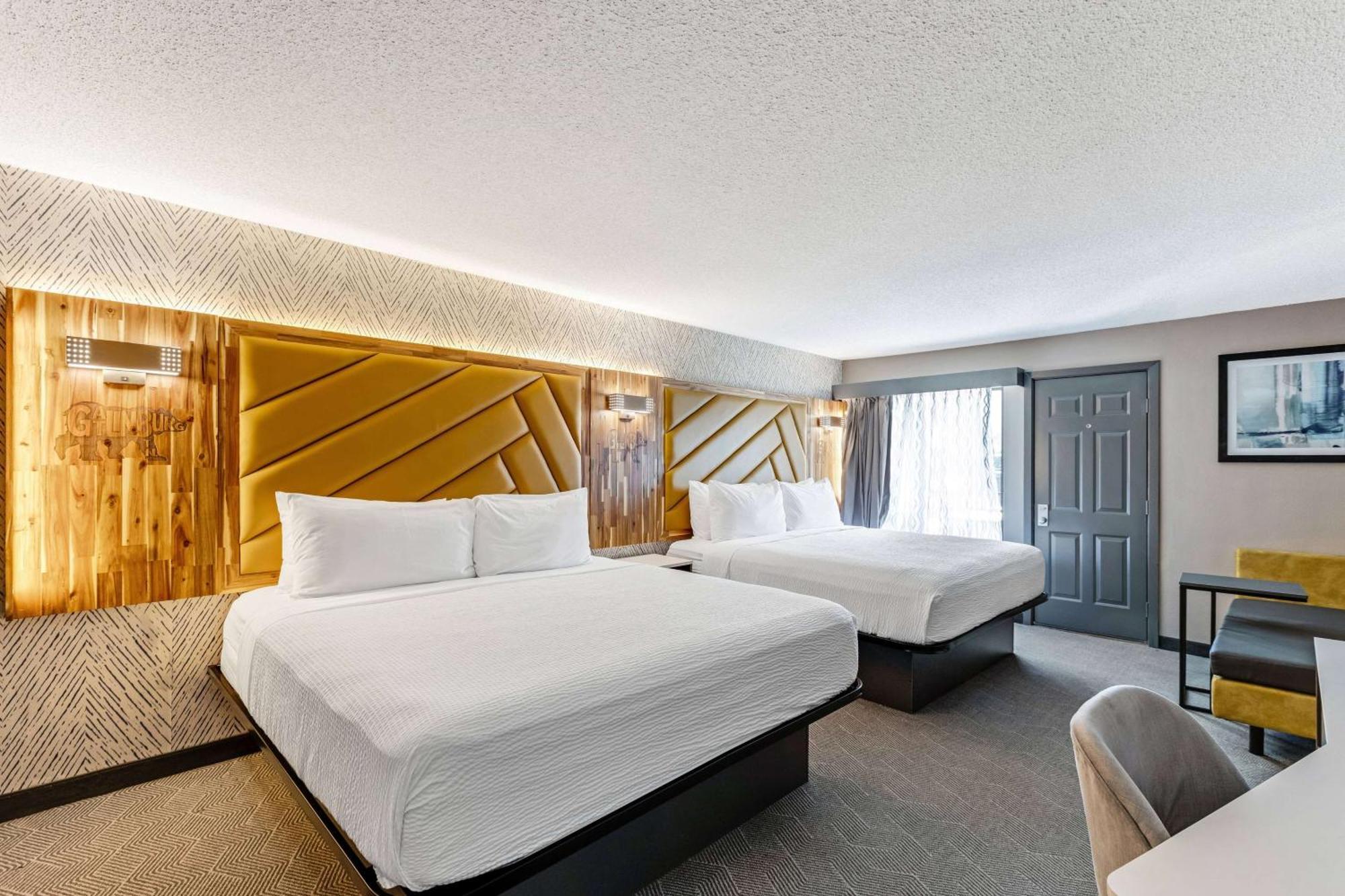 The Wander Hotel Гетлинбург Екстериор снимка