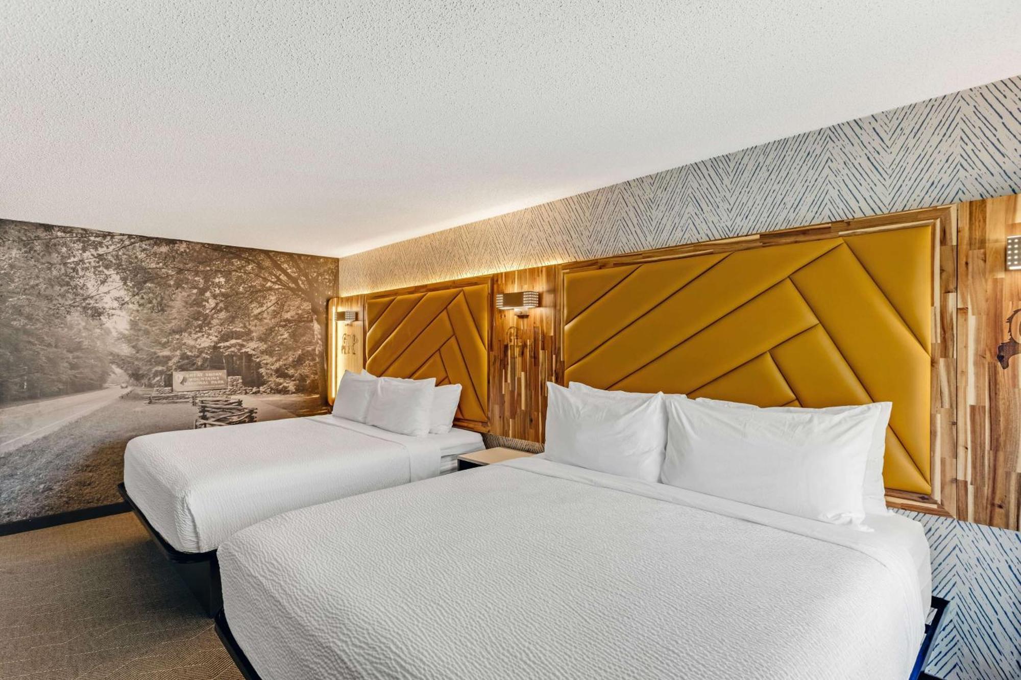 The Wander Hotel Гетлинбург Екстериор снимка