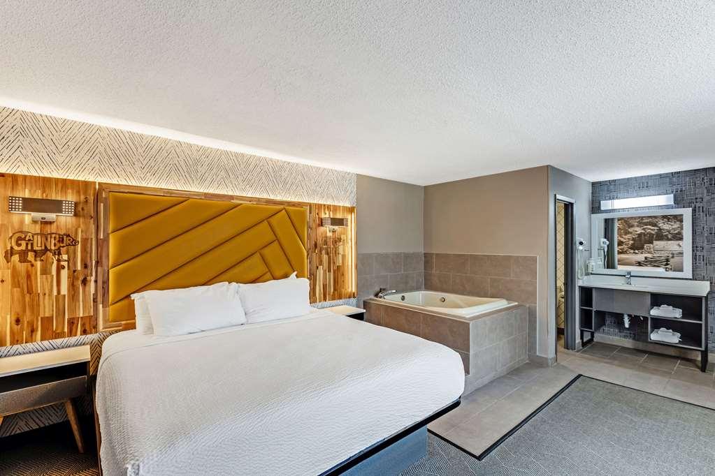 The Wander Hotel Гетлинбург Стая снимка